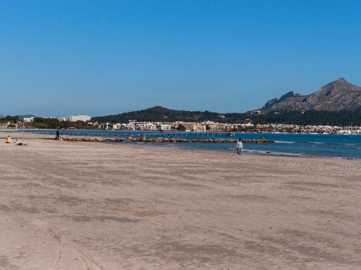 Playa Blanca Apartment Alcudia  Exterior photo