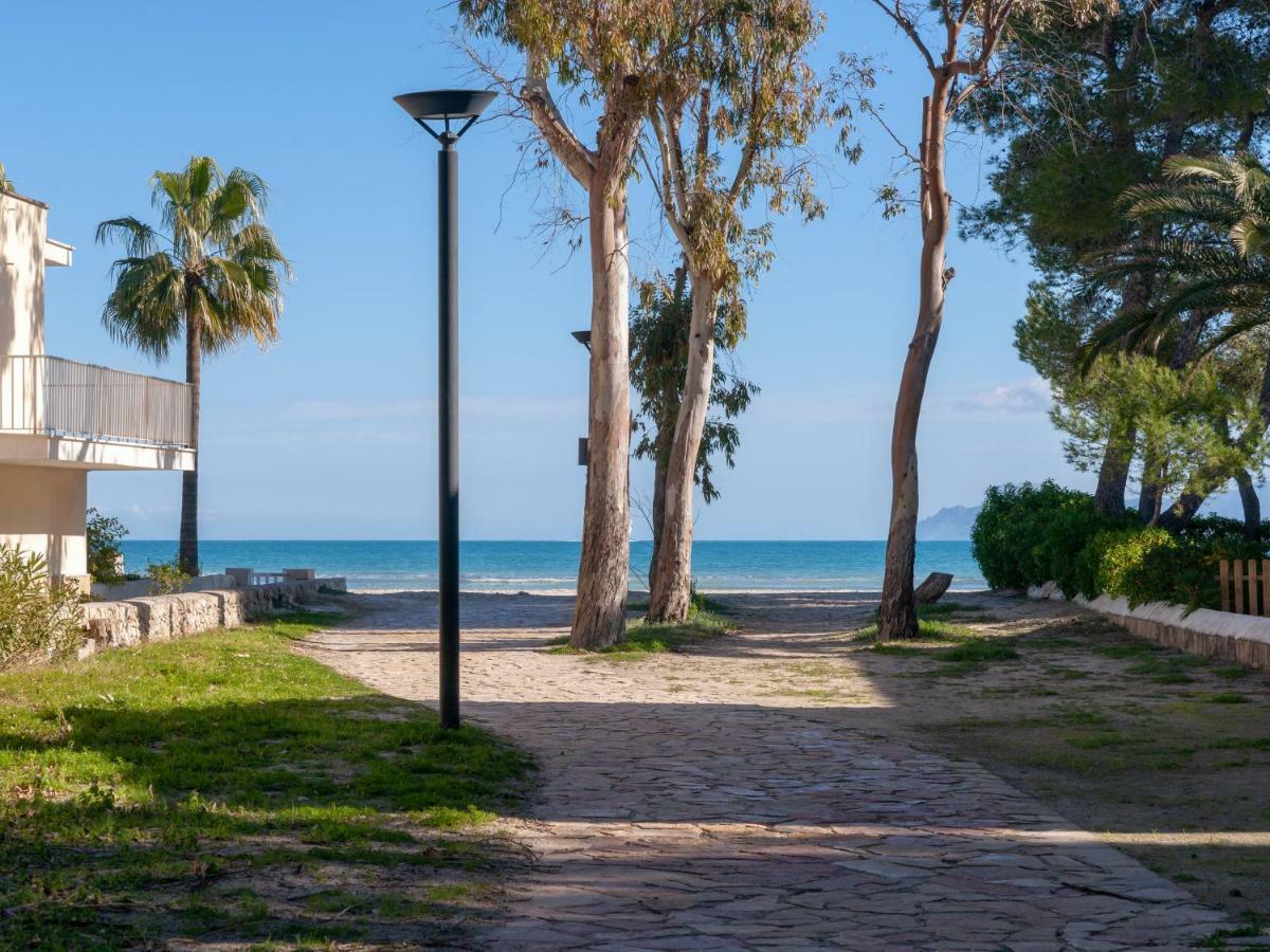 Playa Blanca Apartment Alcudia  Exterior photo